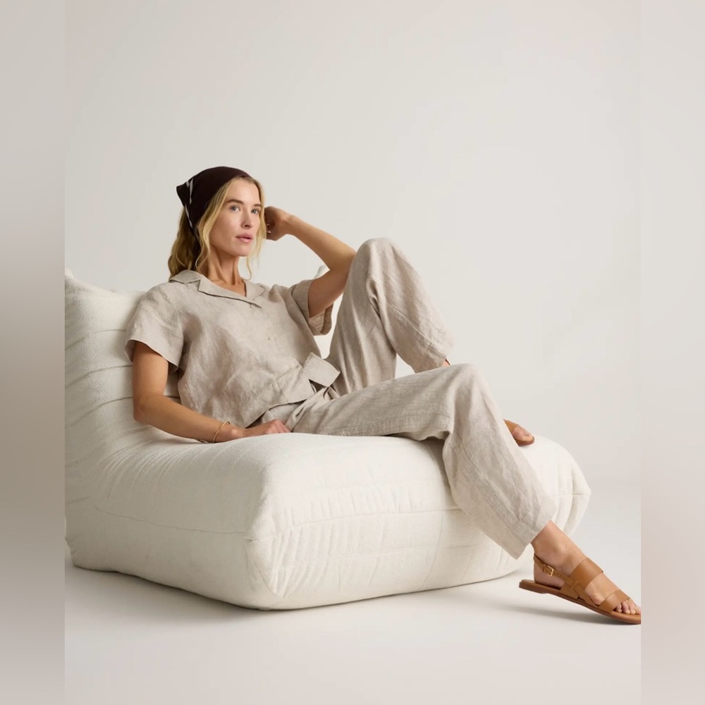 Women's Wide-Leg Linen Pants - Picture 7 of 10